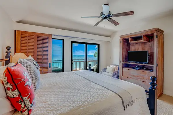 Spacious Primary Suite With Balcony Access