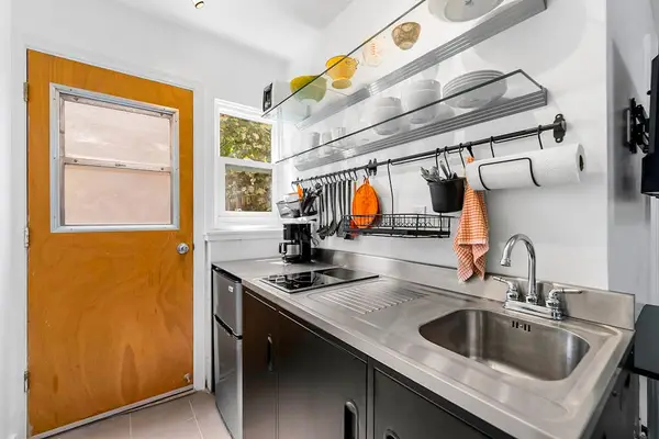 Well Equipped Prep Space For Quick Bites