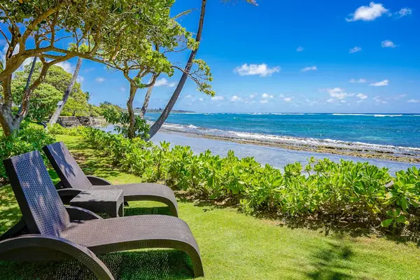 Oceanfront view with endless coastal scenery to enjoy
