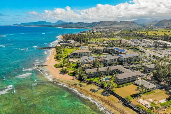 Discover the beauty of this tropical island resort