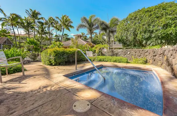Nihilani Resort Community Hot Tub