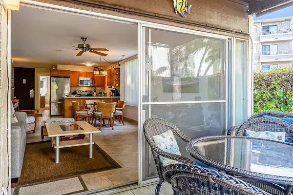 Private Lanai With Indoor-Outdoor Living