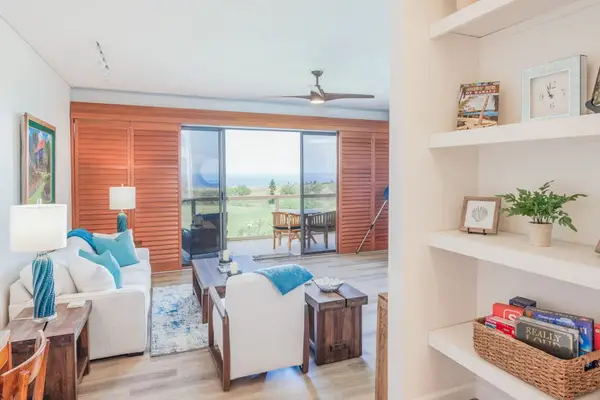 Bright Open Living With Ocean Views