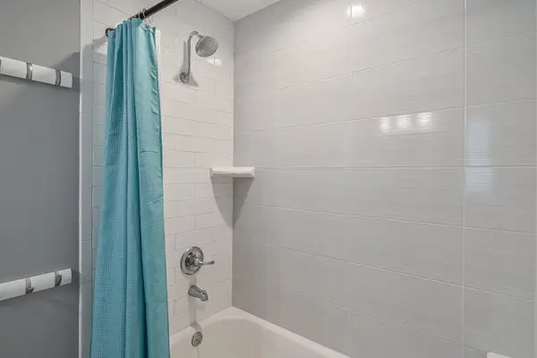 Refresh easily in the second full bathroom