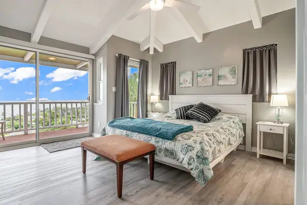 Unwind after exploring in this welcoming room