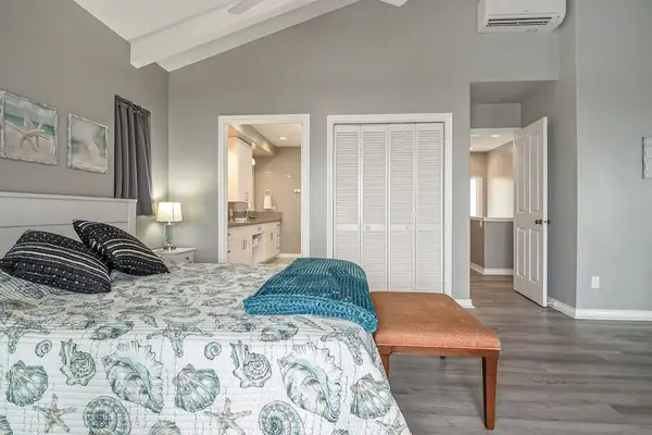 Enjoy the convenience of a fully equipped kitchen during your stay