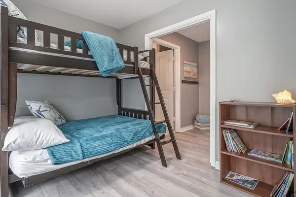 Rest easy in this quiet sleeping retreat
