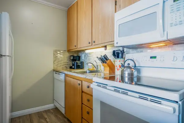 Modern Fully Equipped Kitchen Ready For Culinary Delights