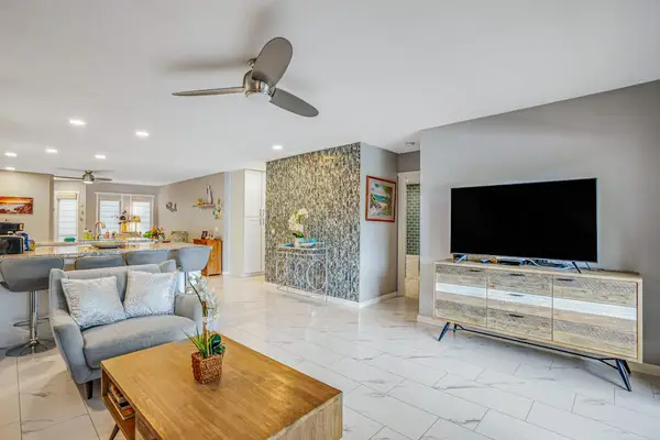 Spacious Living Room For Relaxing