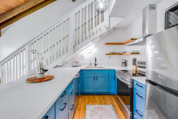 Fully Equipped Kitchen For Home Cooking