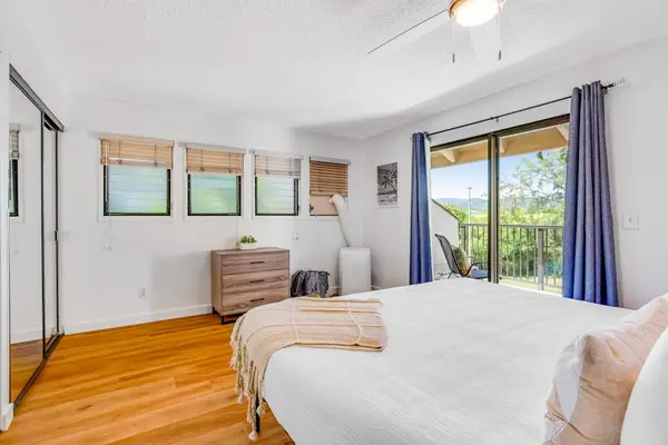 Cozy Bedroom With Private Lanai Access