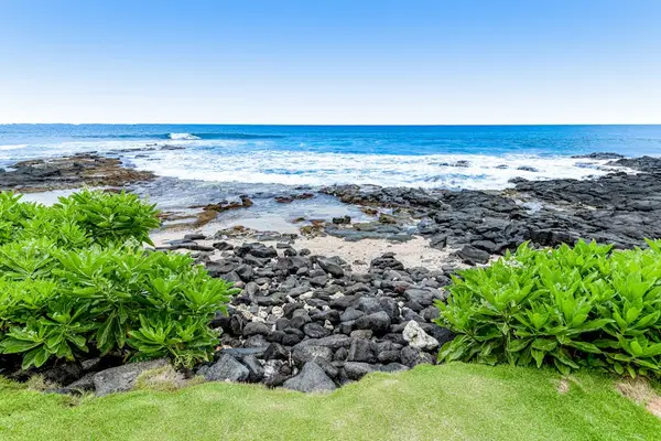 Discover Hawaii's Rugged Coastline