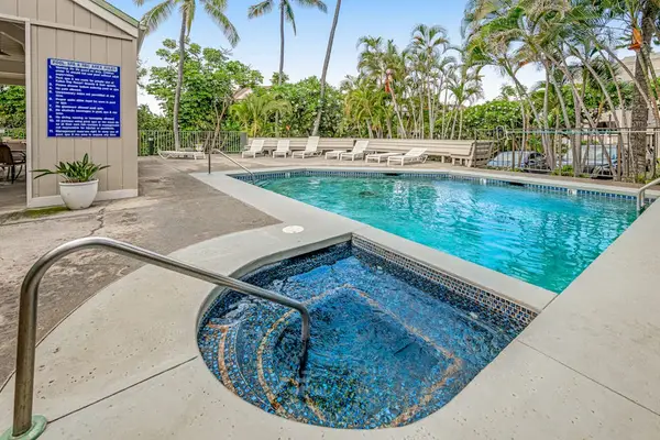 Resort Pool And Spa Oasis