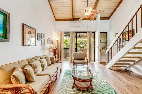 Relax In Spacious Coastal Comfort