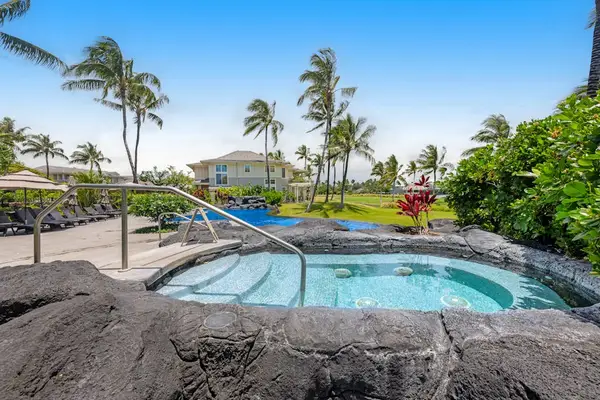 Waikoloa Fairway Villas Community Hot Tub