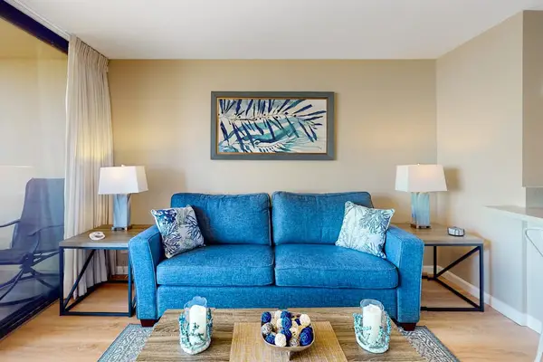 Coastal Comfort Meets Modern Style