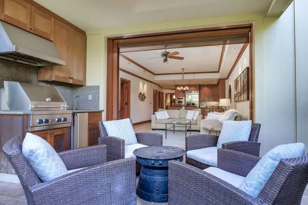 Open-air lanai perfect for relaxing together