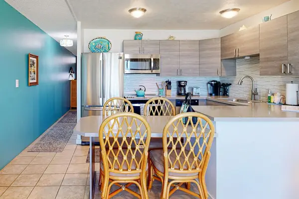 Island Kitchen Ready For Every Meal
