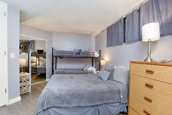 Perfect Bunk Room For Families And Friends