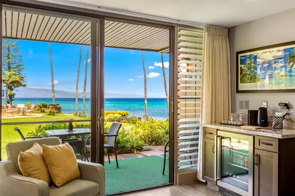 Living room open to your private lanai.