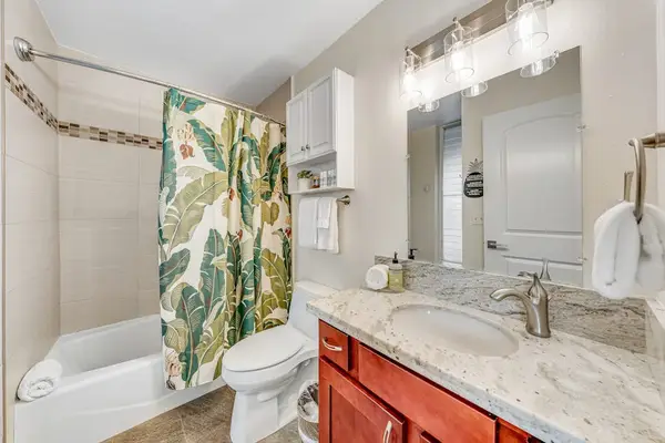 Freshen up in this bright, modern bathroom