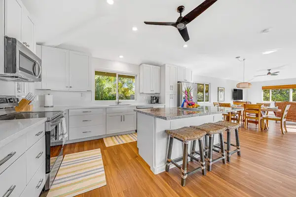 Modern Kitchen Made For Entertaining