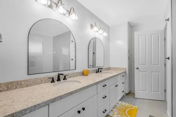 Spa Inspired Double Vanity Bath