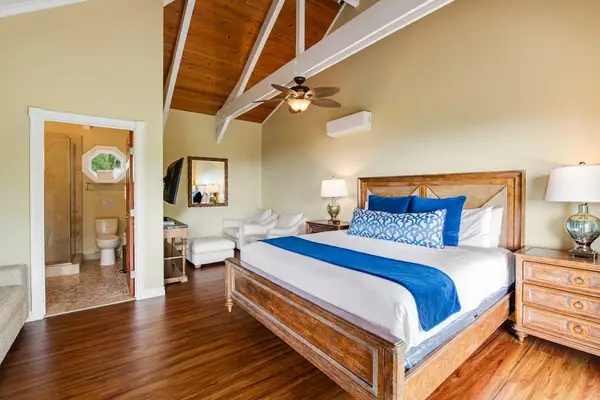 Spacious Full Guest Bedroom with Nightstands & En-Suite Bath Access
