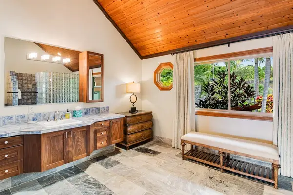 Spacious Guest En-Suite Bath with Double Vanity & Natural Light