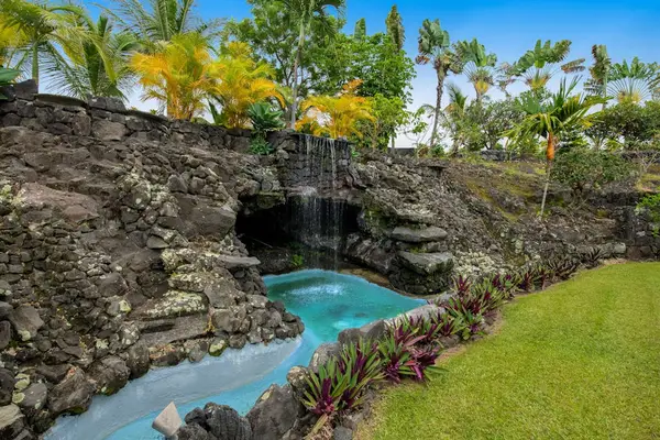 Resort-Style Pool Waterfall & Grotto Feature