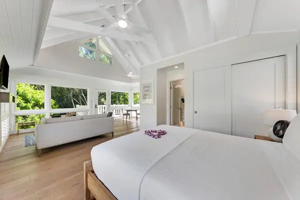 Versatile living area with bed creates a cozy vacation retreat