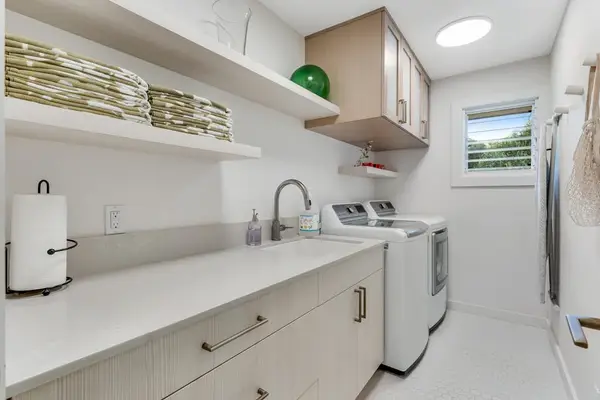 Freshen beachwear anytime with a washer and dryer during stays