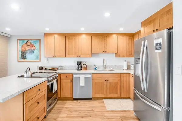 Fully Equipped Chef's Kitchen