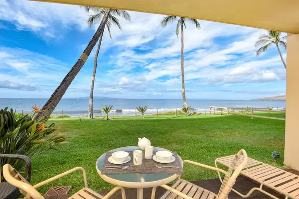 Private Lanai With Front Row Ocean Views
