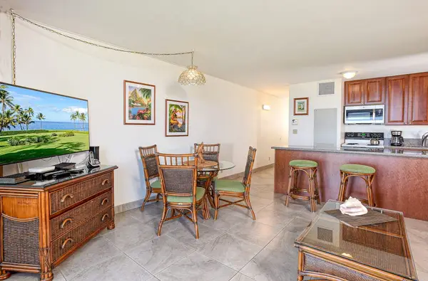 Casual Dining For Island Gatherings