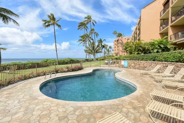 Maalaea Banyans Pool