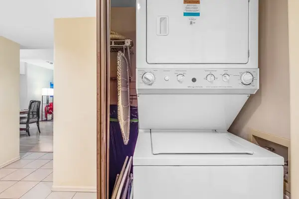 In Unit Washer And Dryer For Longer Stays