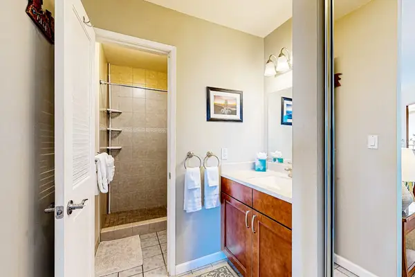 Ensuite Bathroom Vanity & Walk-In Tile Shower