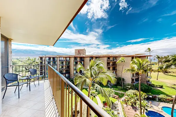 Covered Private Lanai Seating Area with Scenic Views