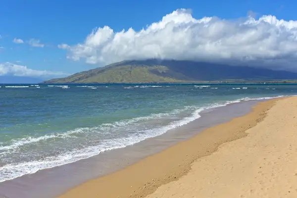 Nearby Sandy Beach & Island Coastline View