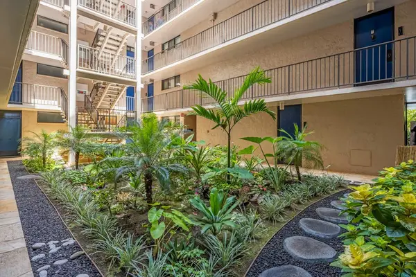 Interior Courtyard with Tropical Garden & Staircases