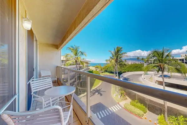 Lovely view from this breezy lanai