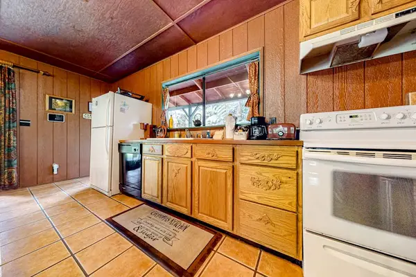 Fully stocked kitchen for the chef's needs.