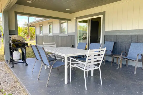 Lanai with lots of seating and a gas grill for you to cook all of the fresh fish you catch.