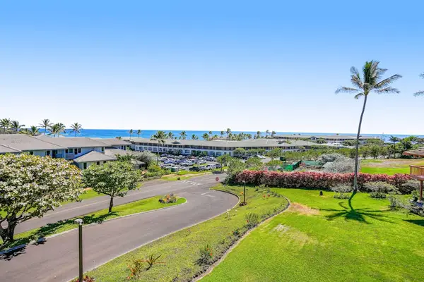 Sweeping Ocean And Golf Views