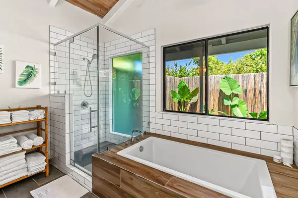 Soaking Tub For Ultimate Relaxation
