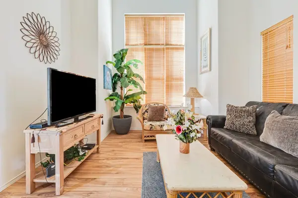 Living room with flat screen tv great for a movie night.