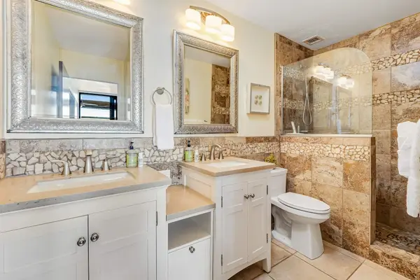 Bright Bathroom with Modern Comforts