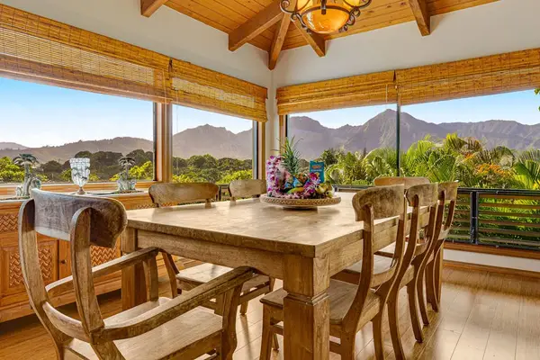Elegant Open-Air Dining Space