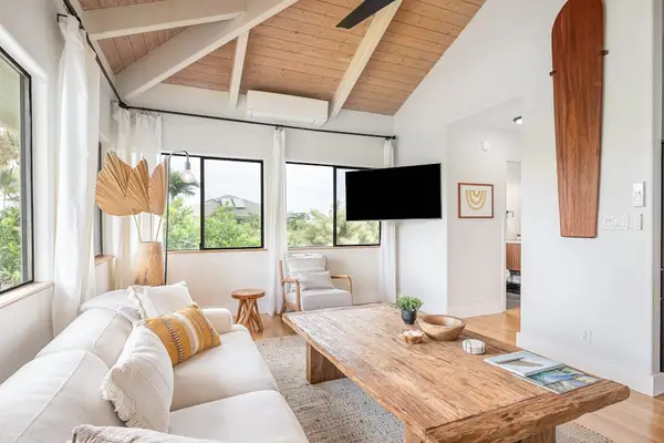 Luxury Living Beneath Soaring Ceilings